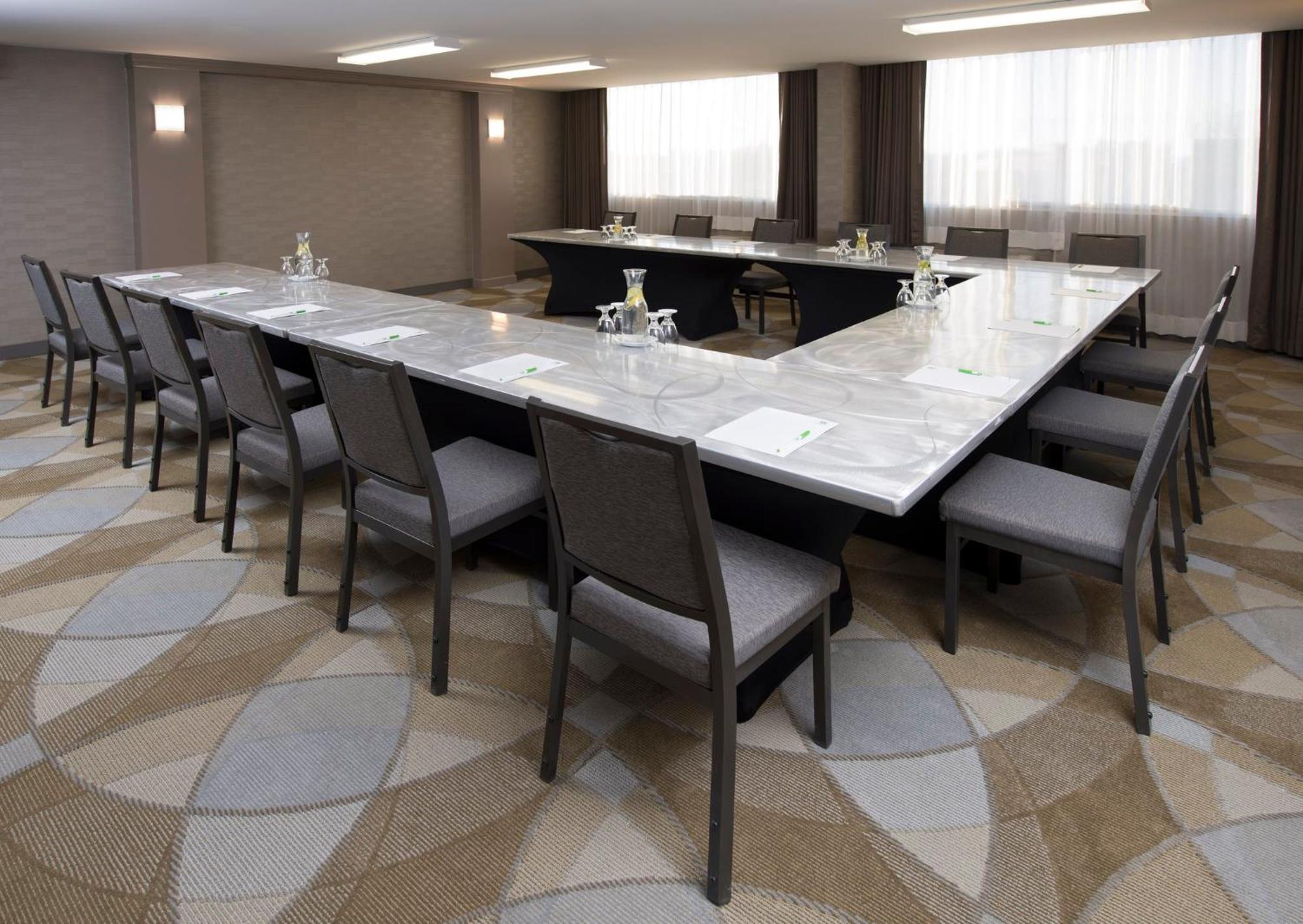 Holiday Inn Winnipeg-South By Ihg מראה חיצוני תמונה